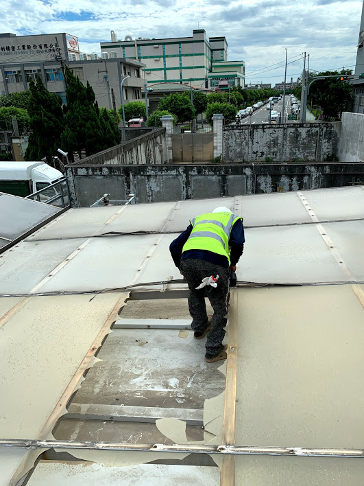 平鎮工業區台電機組切割吊裝